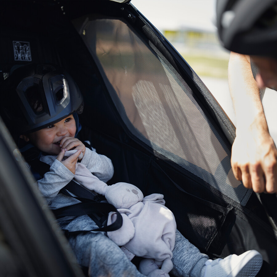 1-sits multisportcykelvagn midnattssvart