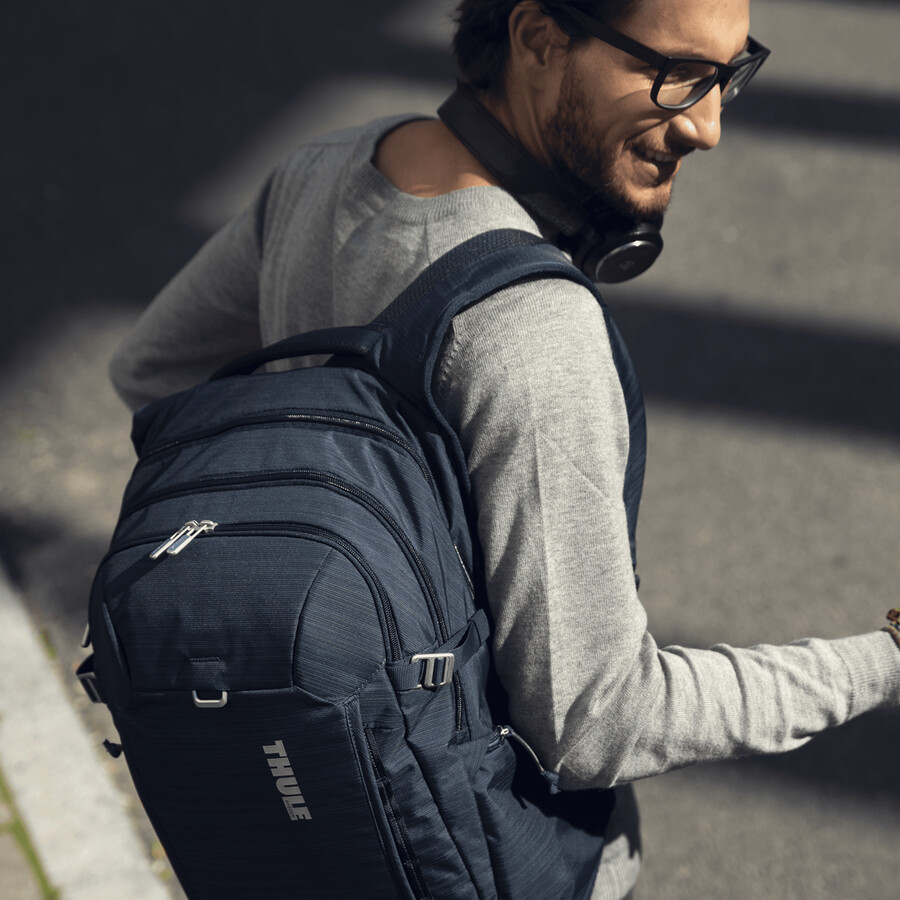 laptopryggsäck 24l kolfiberblå