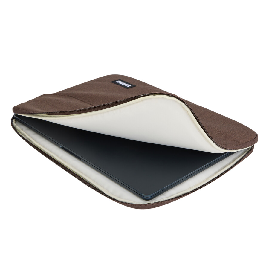 fodral macbook air 15 nyanserad brun