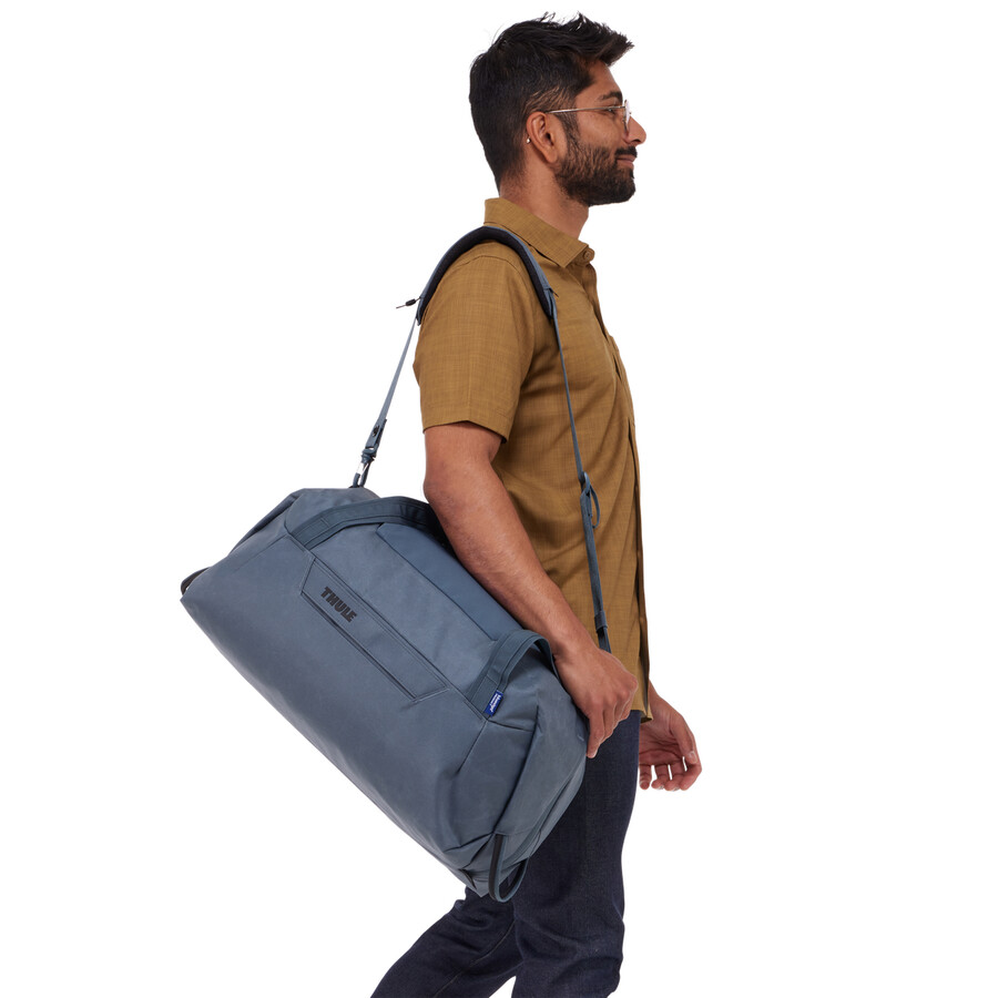 thule aion duffelväska 35l mörk skiffer