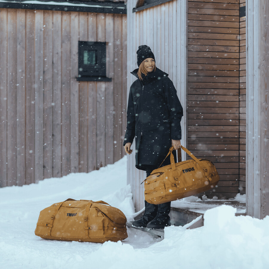 130l duffelväska golden