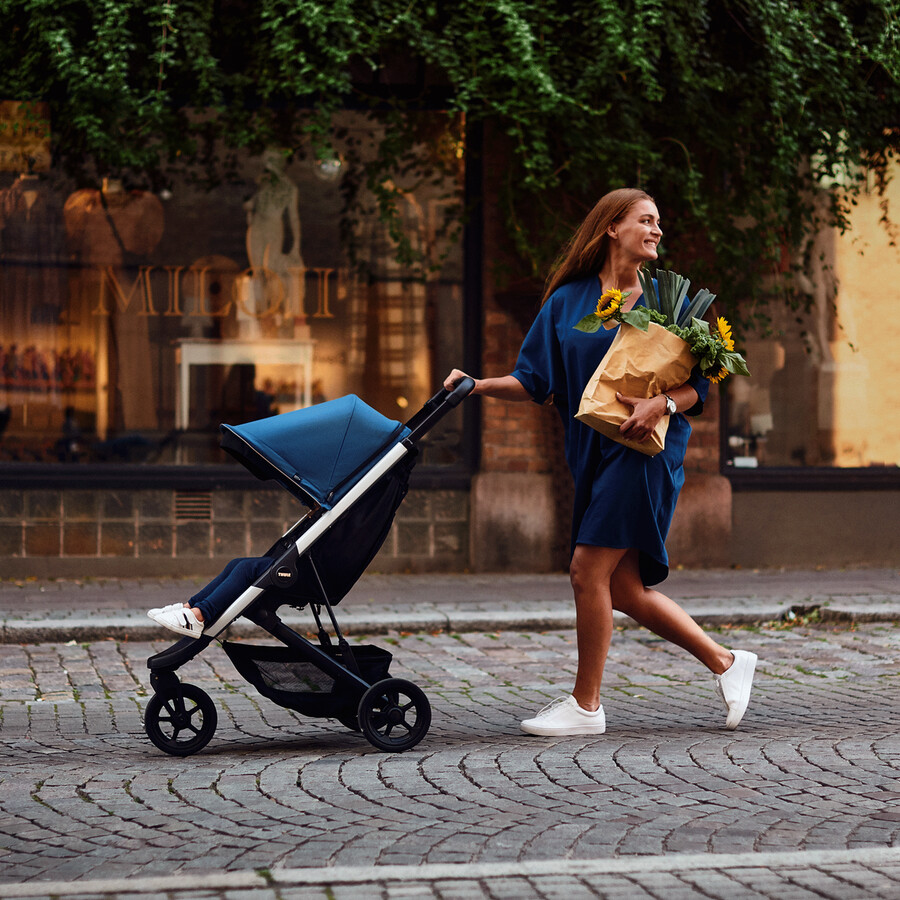 city barnvagn midnight black on black