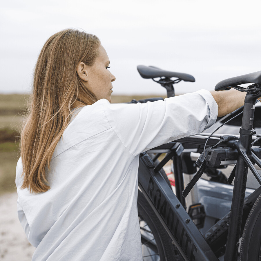 hängande cykelställ för 3 cyklar svartaluminium
